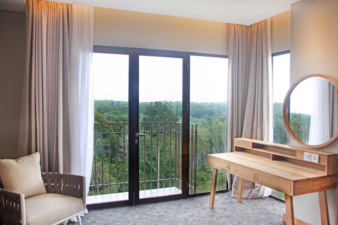 Famvida Hotel Lubuklinggau Extérieur photo